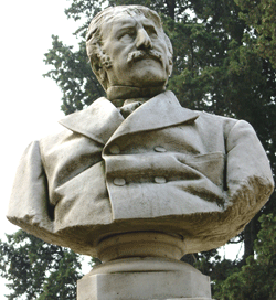 Il busto del barone Giuseppe Gallotti