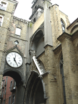 Napoli - Chiesa di S. Eligio Maggiore, una delle prime costruzioni del periodo angioino