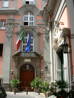 Napoli - ingresso Accademia Nunziatella