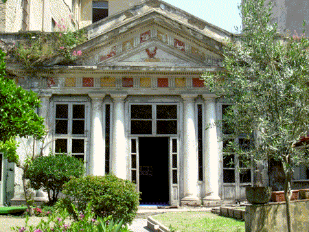 Casina pompeiana nel giardino di Palazzo Capone o Venezia