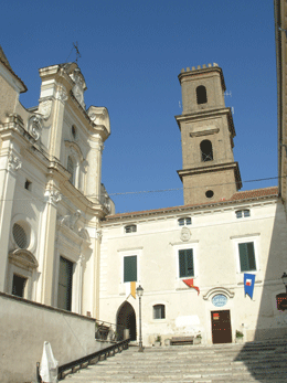 Caiazzo (CE) - Il Seminario Vescovile fondato nel 1564 e ristrutturato nel XVIII secolo